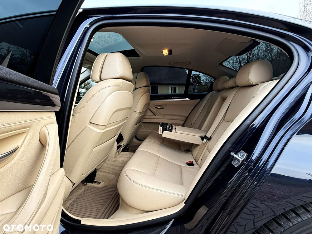 BMW Seria 5 - 25