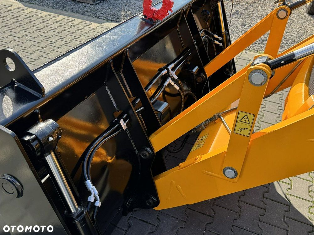 JCB 3CX - 12