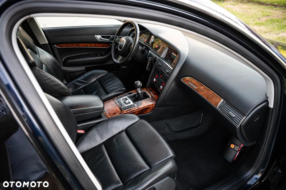 Audi A6 Avant 3.0 TDI quattro - 33