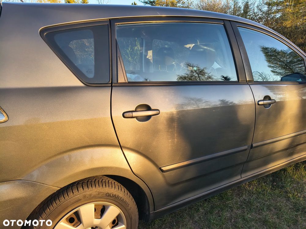 Toyota Corolla Verso 2.0 D-4D Sol 7os - 3