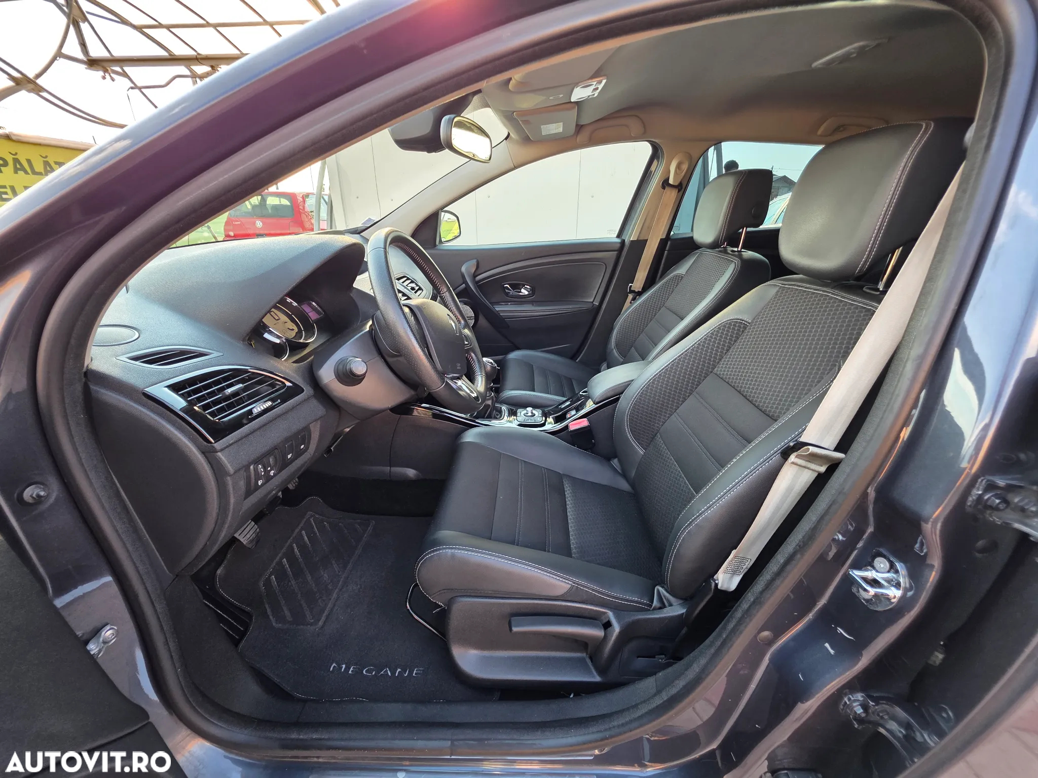 Renault Megane ENERGY dCi 110 Start & Stop Bose Edition - 15