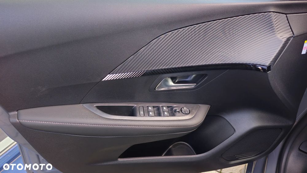 Peugeot 208 e-208 50kWh Allure - 10