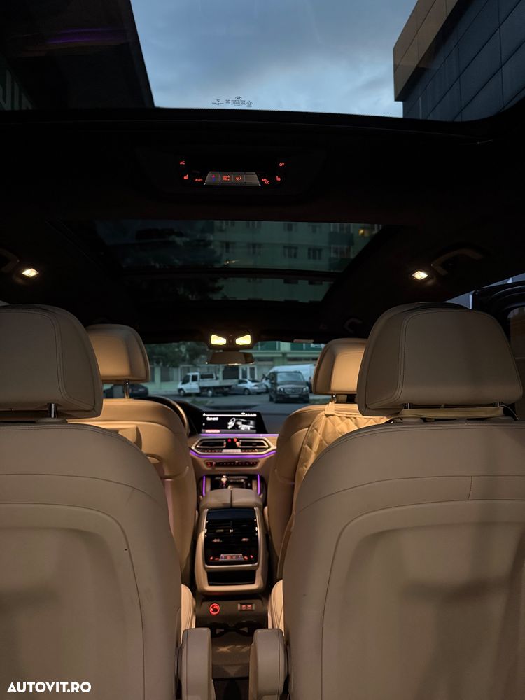BMW X7 - 28