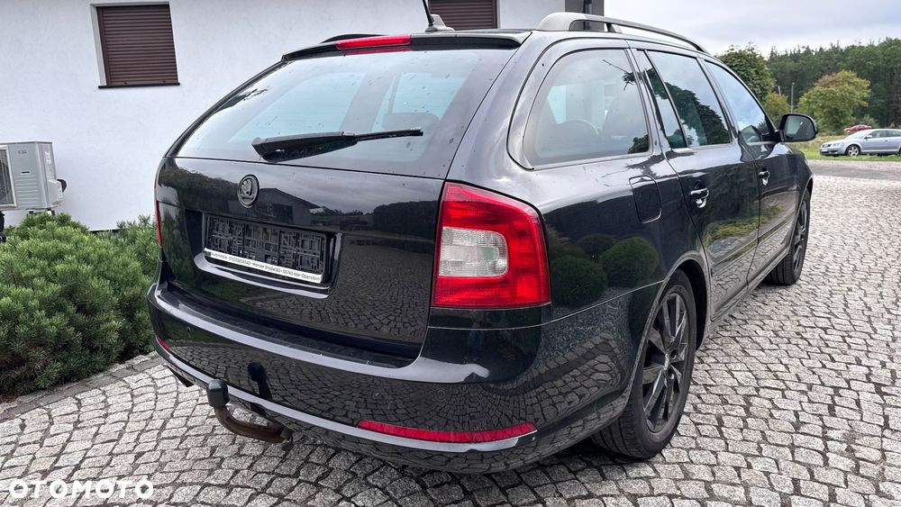 Skoda Octavia 2.0 TDI RS DSG - 9
