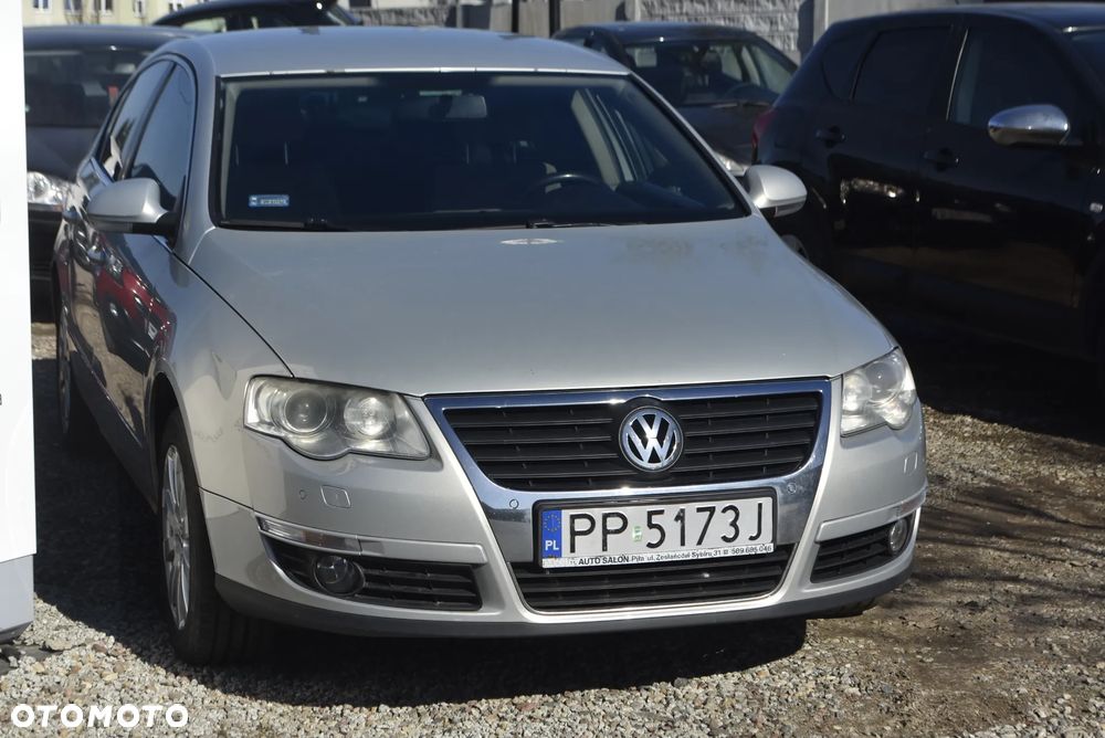 Volkswagen Passat 1.4 TSI BlueMotion Technology Business Edition - 2