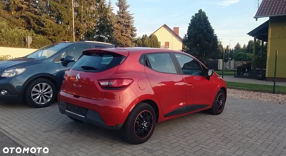 Renault Clio 1.2 16V 75 Dynamique - 3