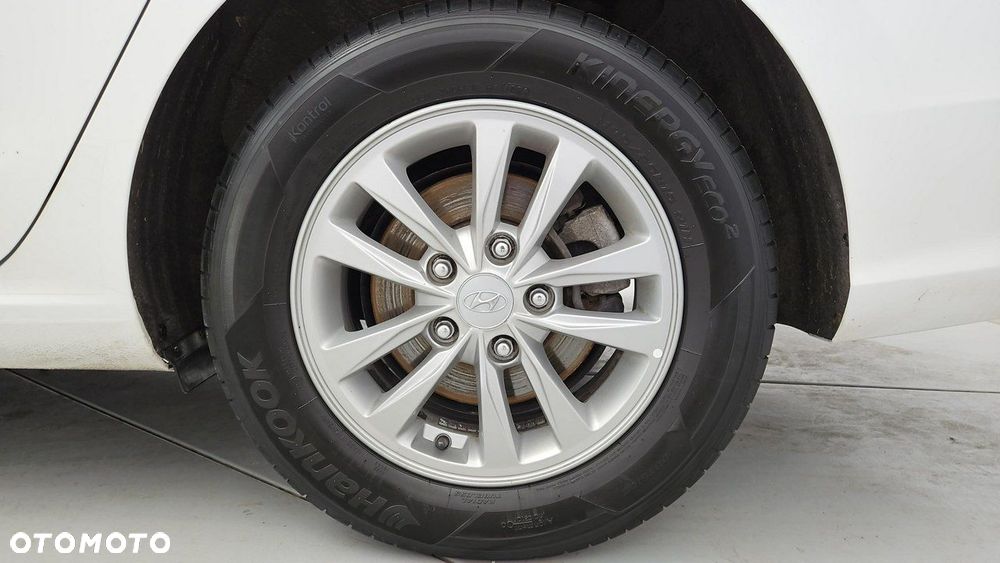 Hyundai i30 1.5 DPI Modern - 25