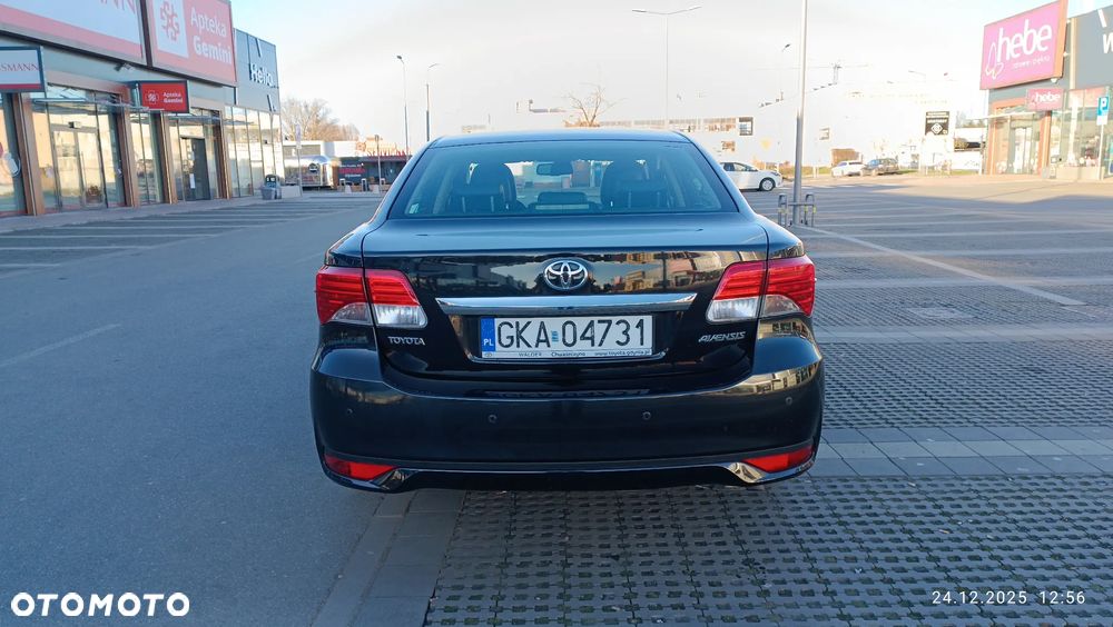 Toyota Avensis 1.8 Premium - 8