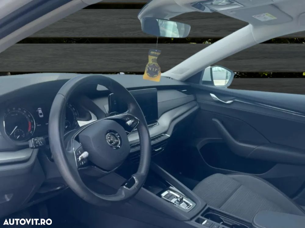 Skoda Octavia 2.0 TDI DSG Style - 8