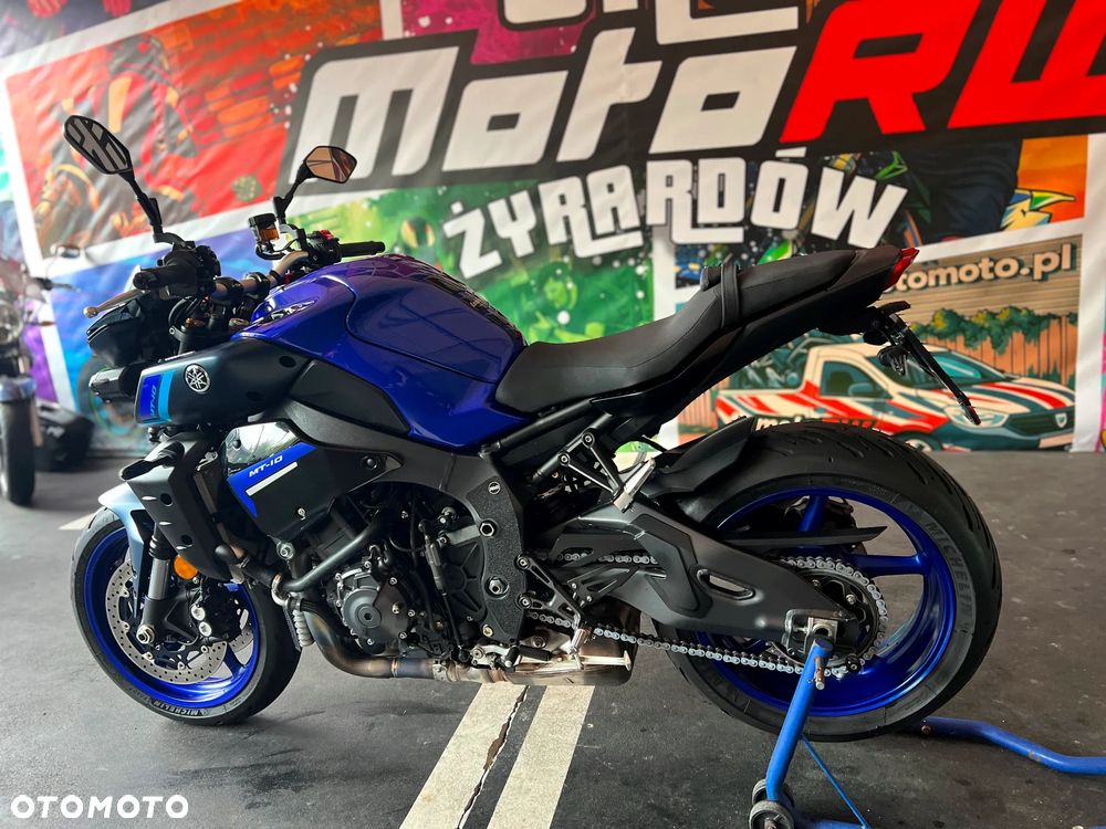 Yamaha MT - 21