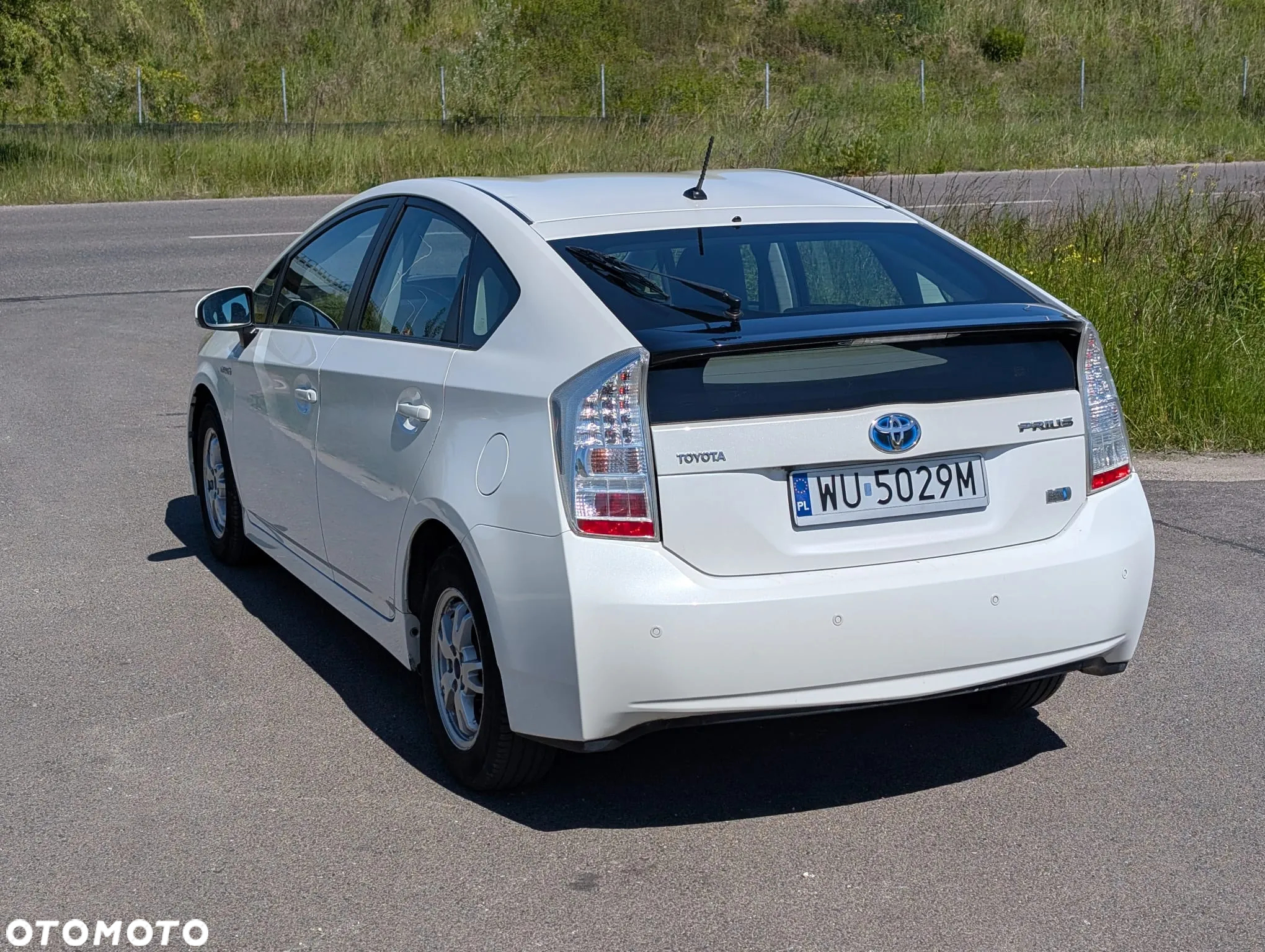 Toyota Prius - 13