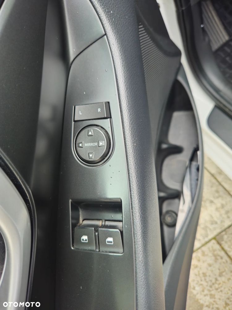 Hyundai i30 1.4 Classic + - 11