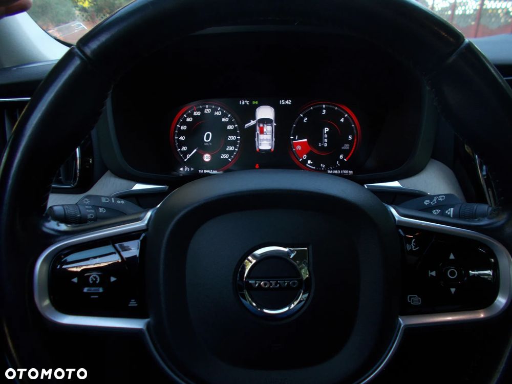 Volvo XC 60 D5 AWD Inscription - 3