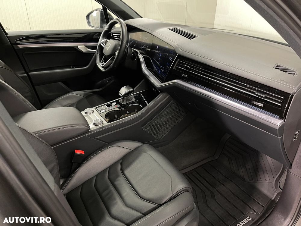 Volkswagen Touareg V6 TDI 4MOTION R-Line - 13