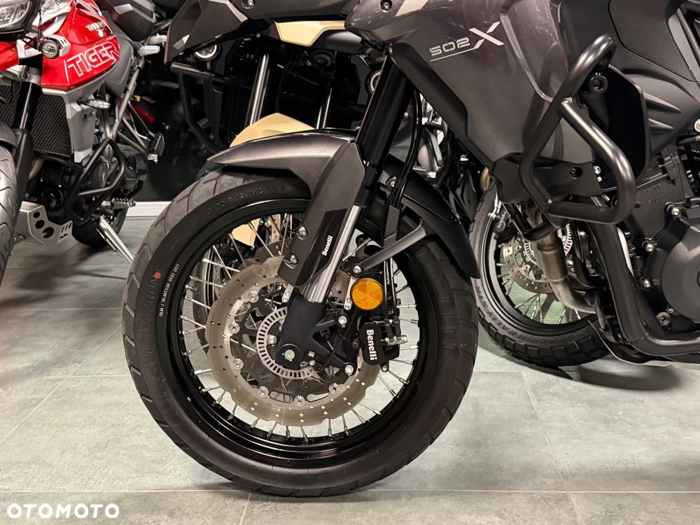 Benelli TRK 502X - 36