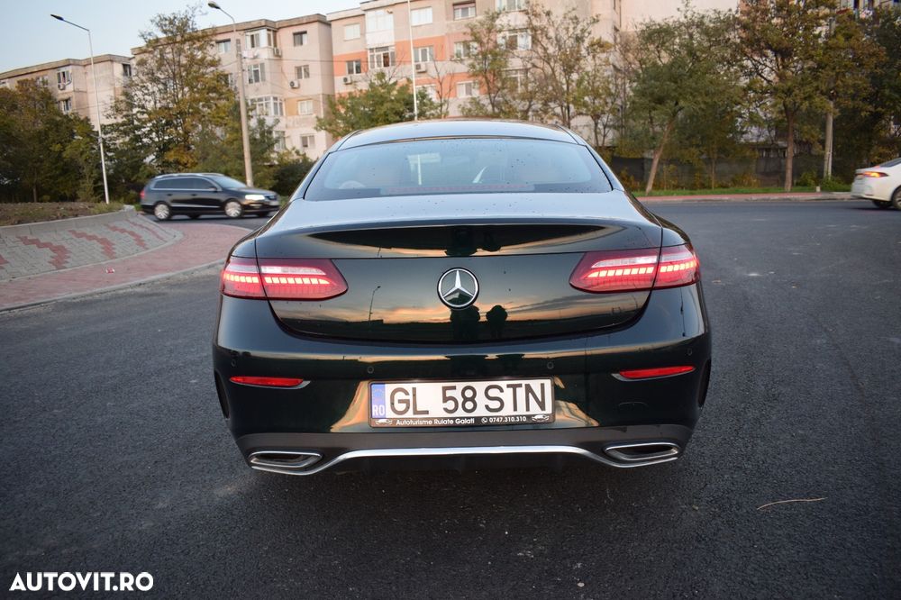 Mercedes-Benz E - 12