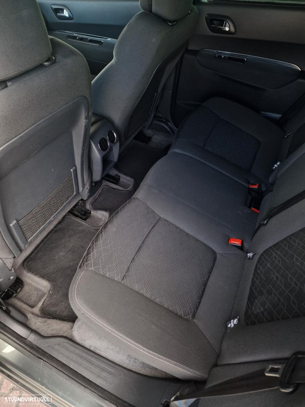 Peugeot 3008 1.6 e-HDi SE Style 2-Tronic - 17