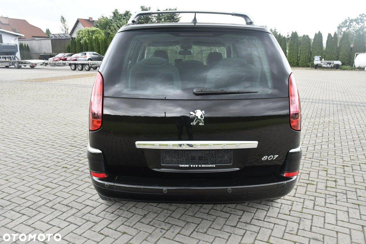 Peugeot 807 - 10