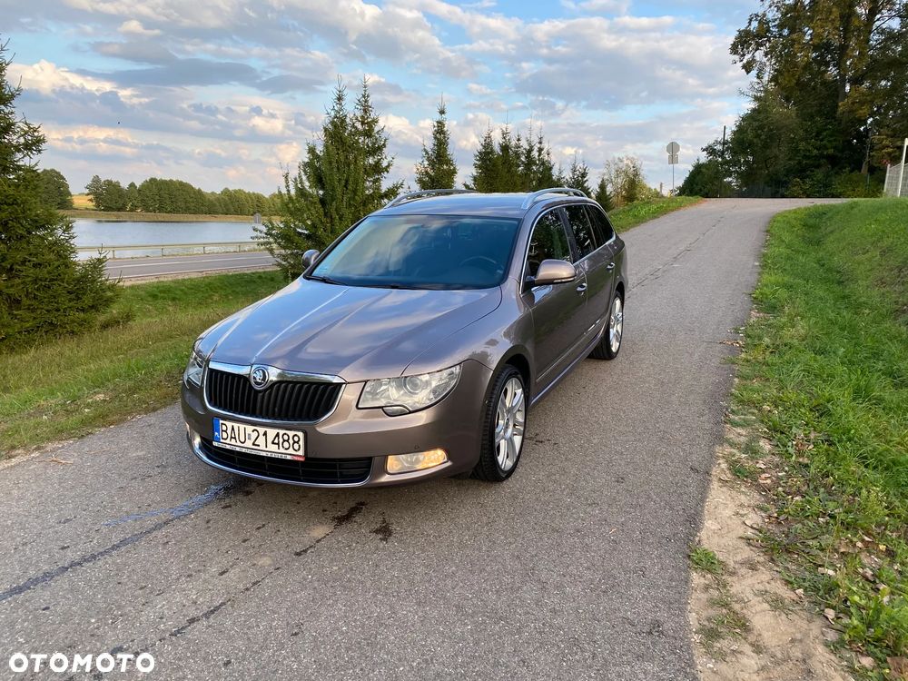 Skoda Superb 2.0 TDI Ambition DSG - 1