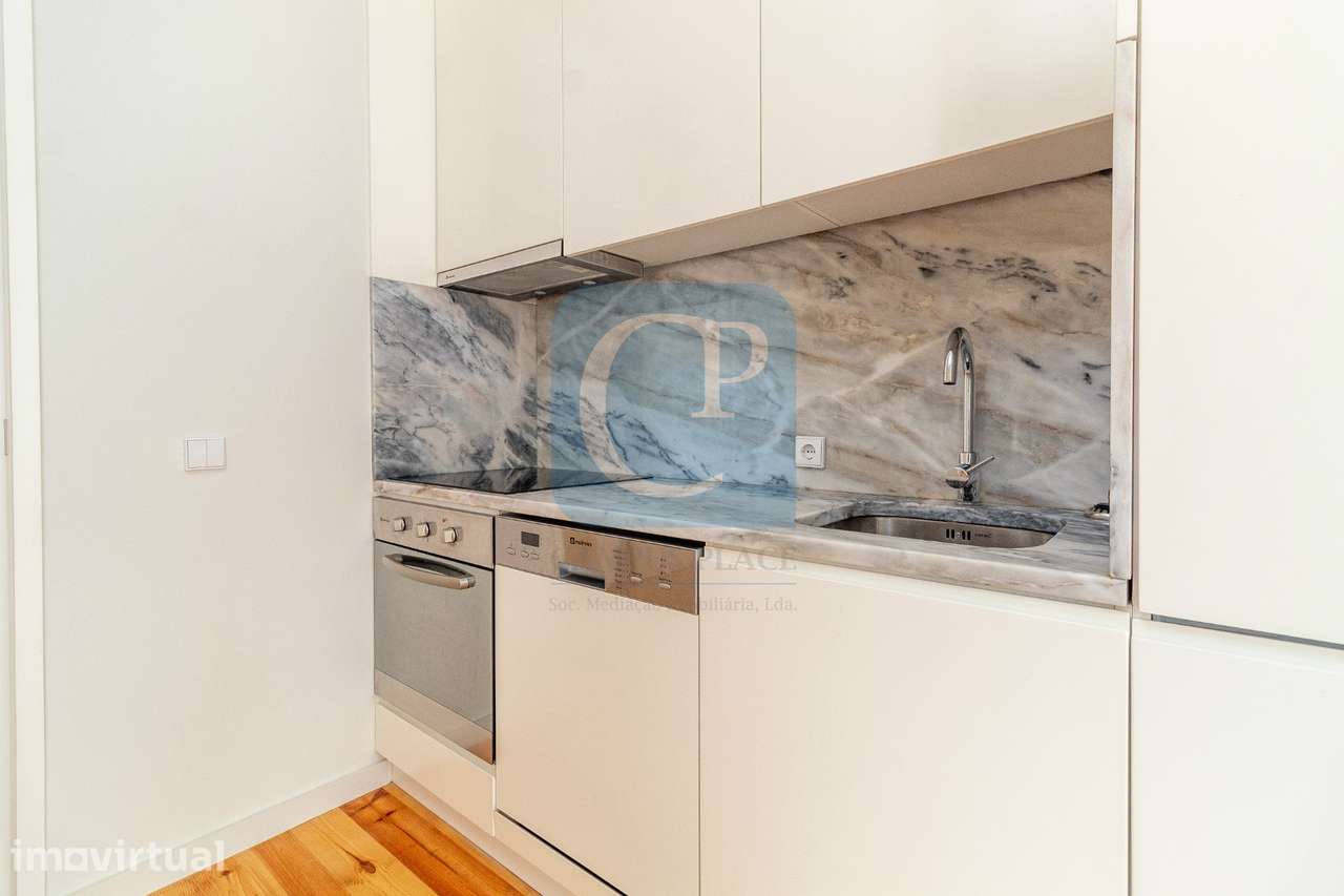 Apartamento T0 mobilado na Rua da Alegria, próximo do Marquês - Grande imagem: 5/16