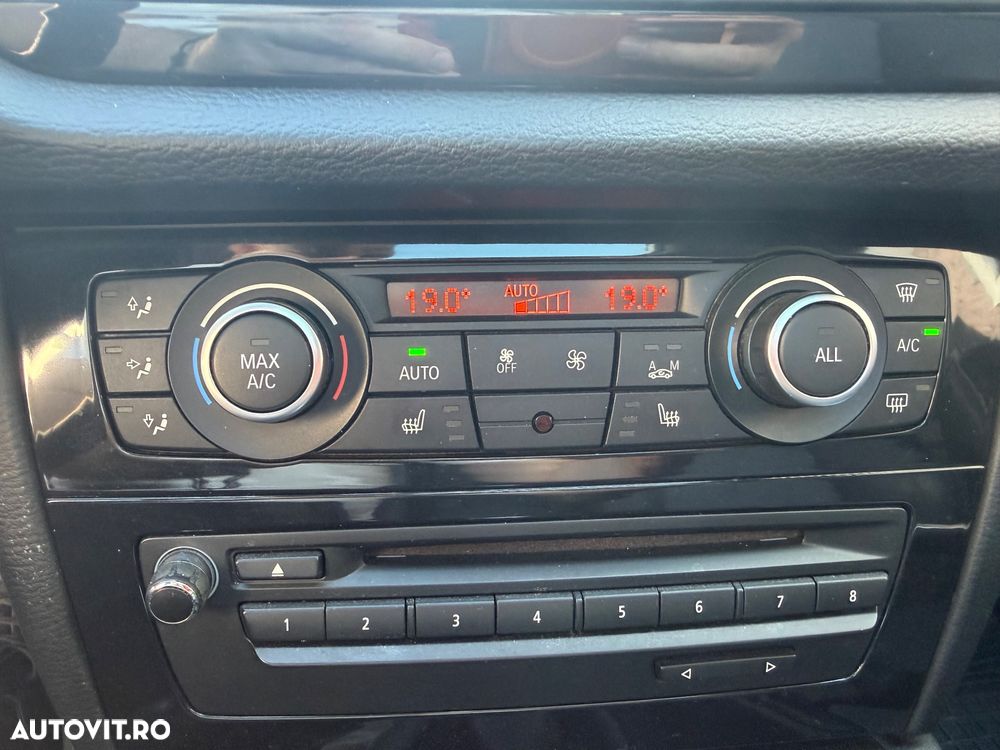 BMW X1 sDrive20d - 13