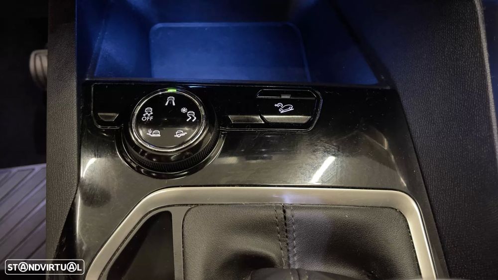 Peugeot 3008 1.5 BlueHDi Allure Pack - 41