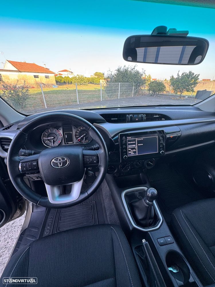 Toyota Hilux 2.4 D-4D 4WD Trial - 19