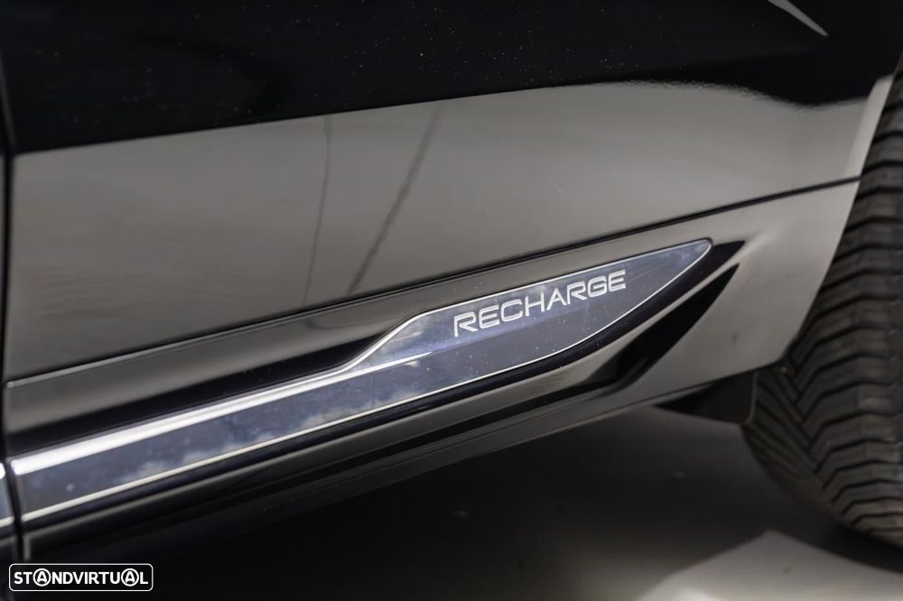 Volvo XC 60 2.0 T6 PHEV Core AWD - 18