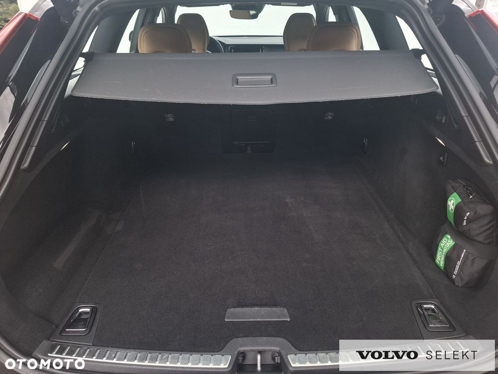 Volvo V90 - 36