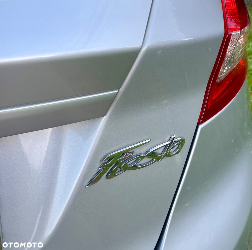 Ford Fiesta 1.25 Titanium - 24