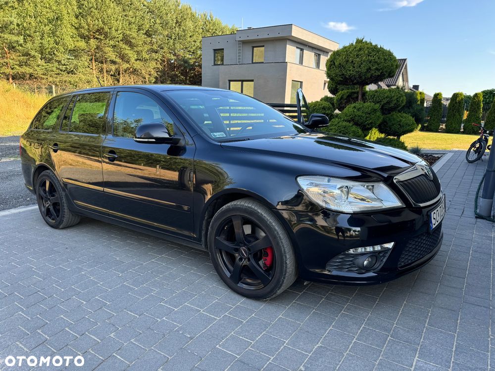 Skoda Octavia 2.0 TDI DPF RS DSG - 1