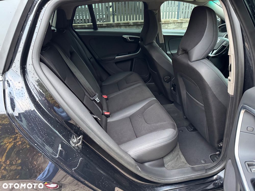 Volvo V60 - 27