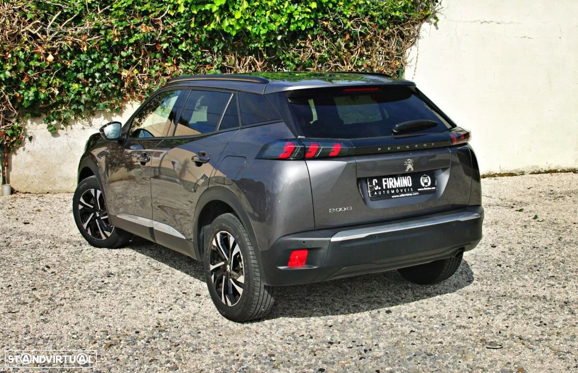 Peugeot 2008 1.2 PureTech Allure - 12