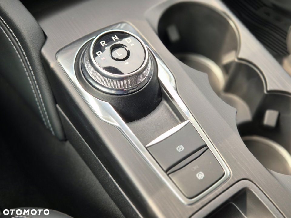 Ford Kuga - 30