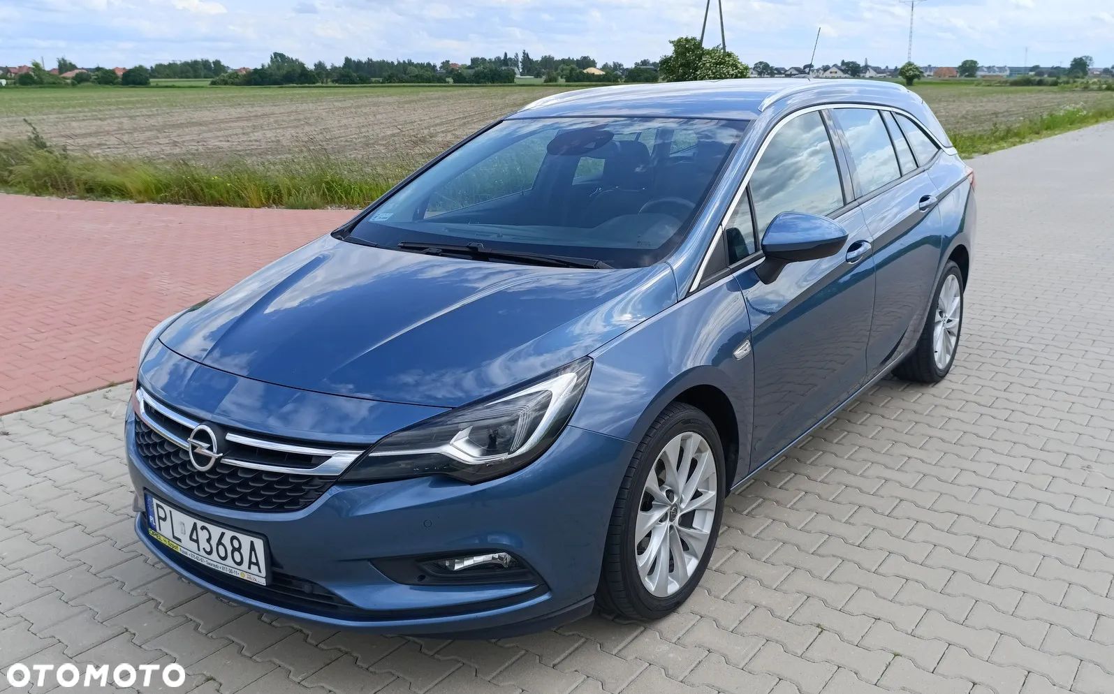 Opel Astra V 1.6 CDTI Dynamic - 1