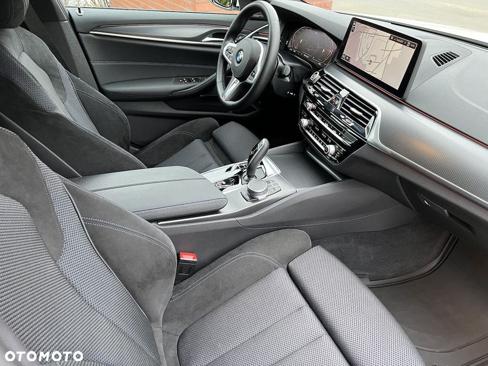 BMW Seria 5 520d M Sport - 20