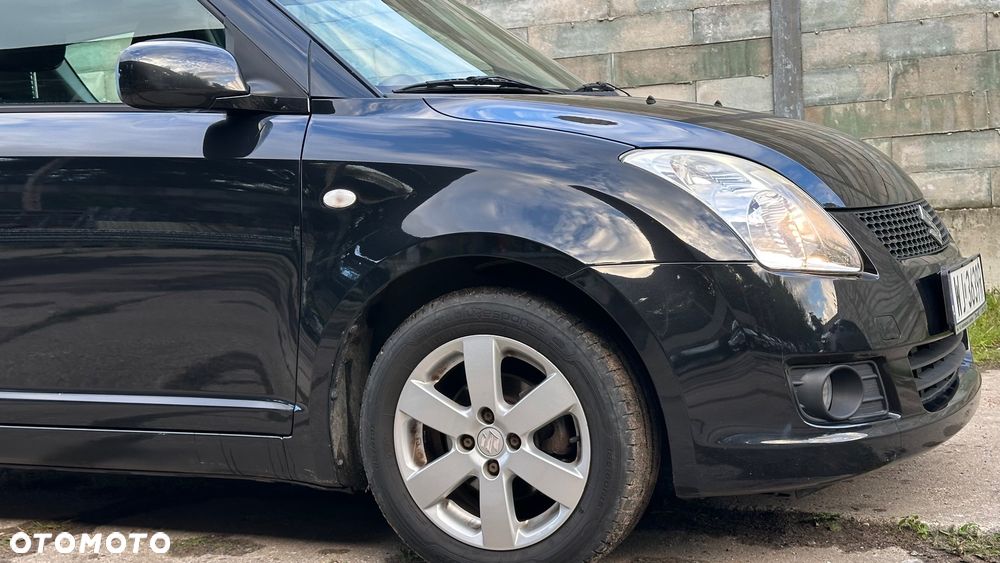 Suzuki Swift 1.5 Black Sport Edition - 18