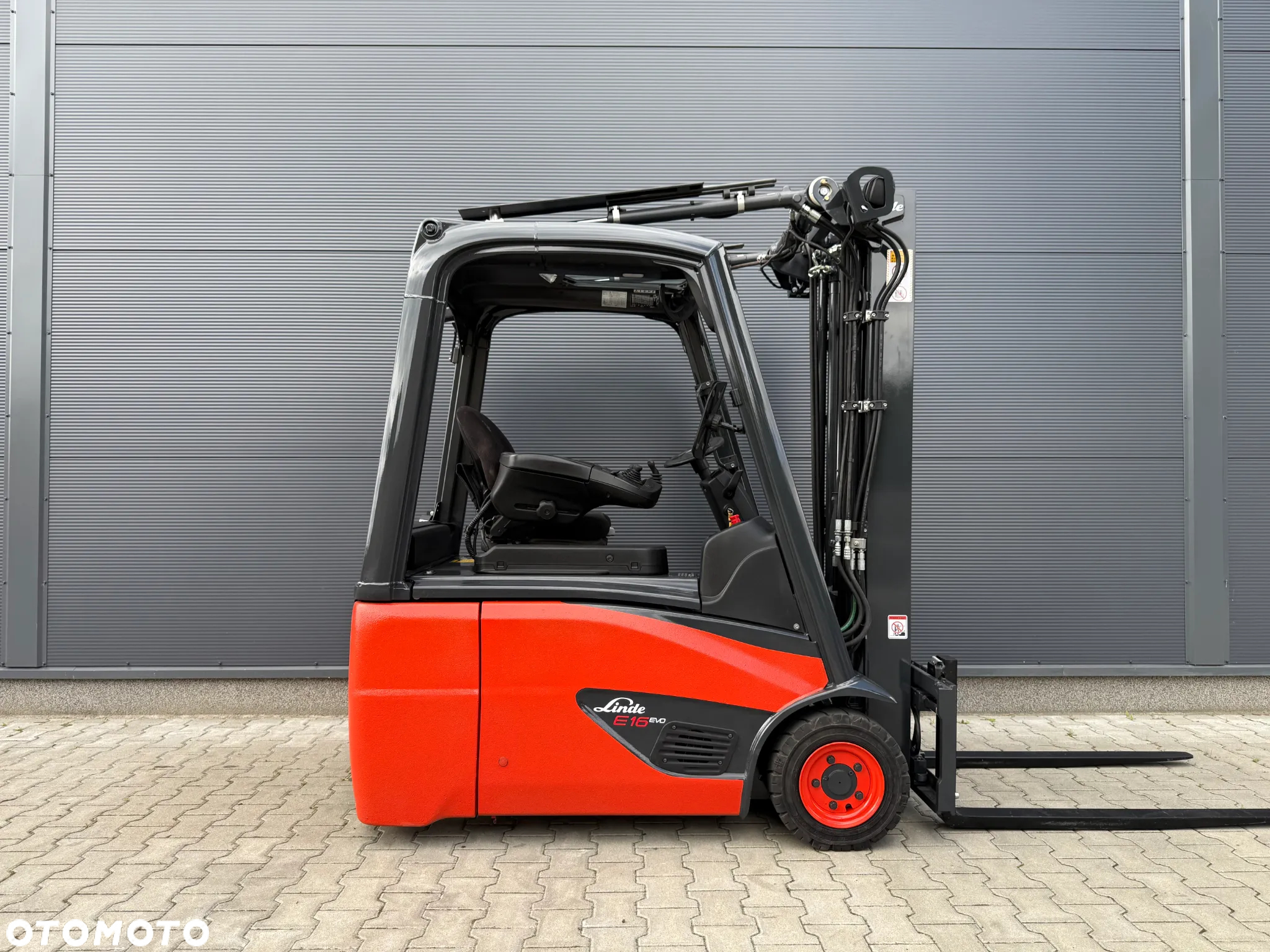 Linde E16-02 - 2