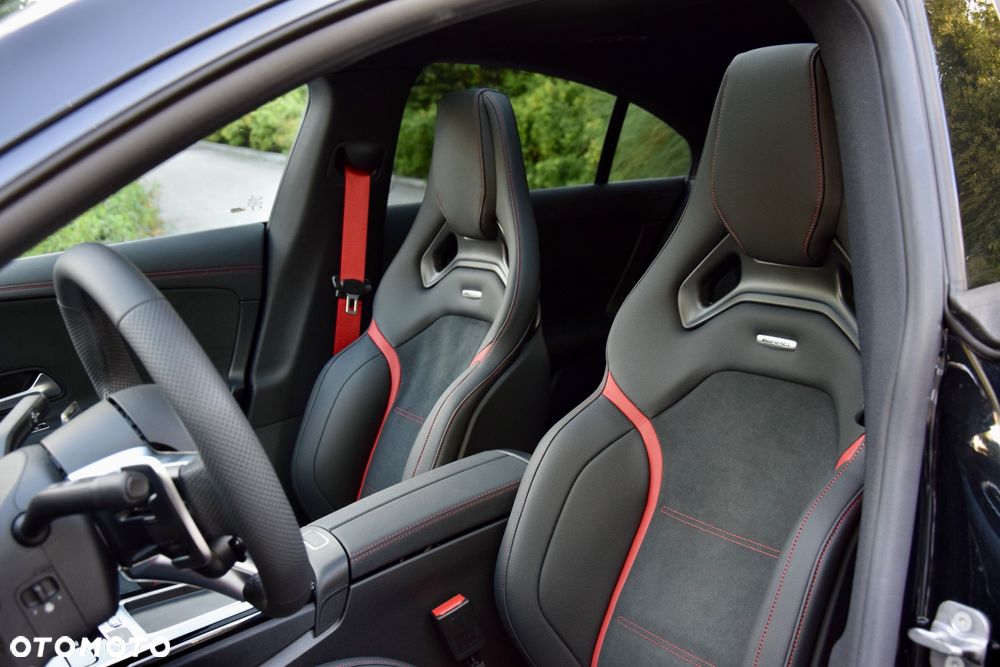 Mercedes-Benz CLA AMG 35 4-Matic 7G-DCT - 10