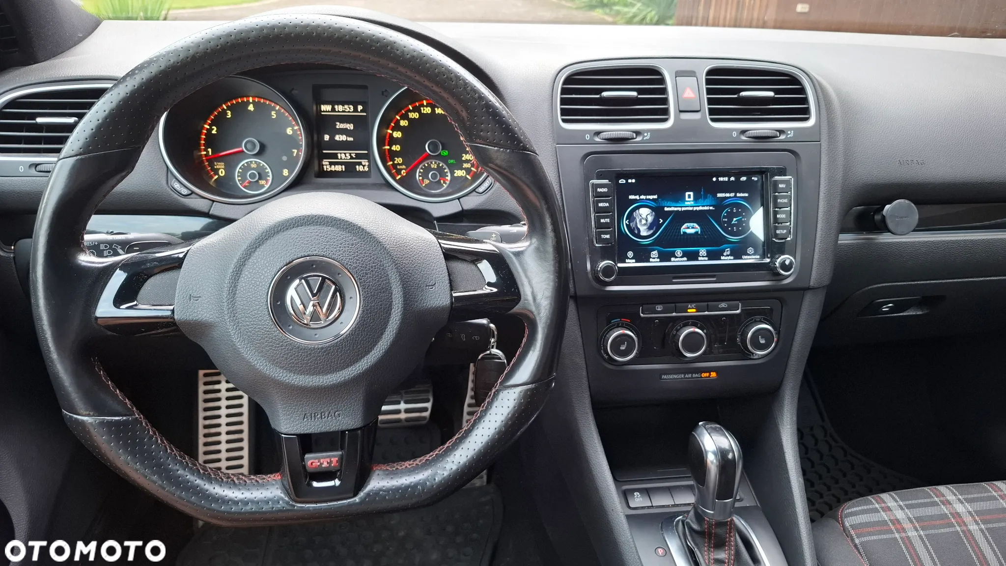 Volkswagen Golf VI 2.0 TSI GTI DSG - 14