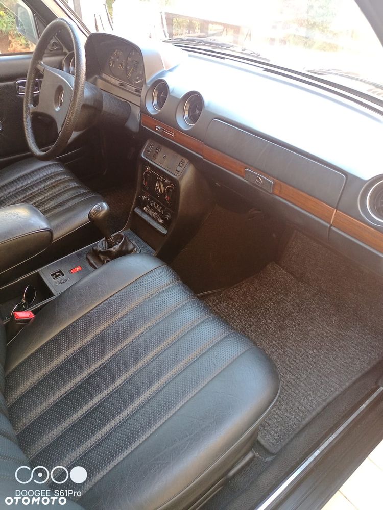 Mercedes-Benz W123 - 9