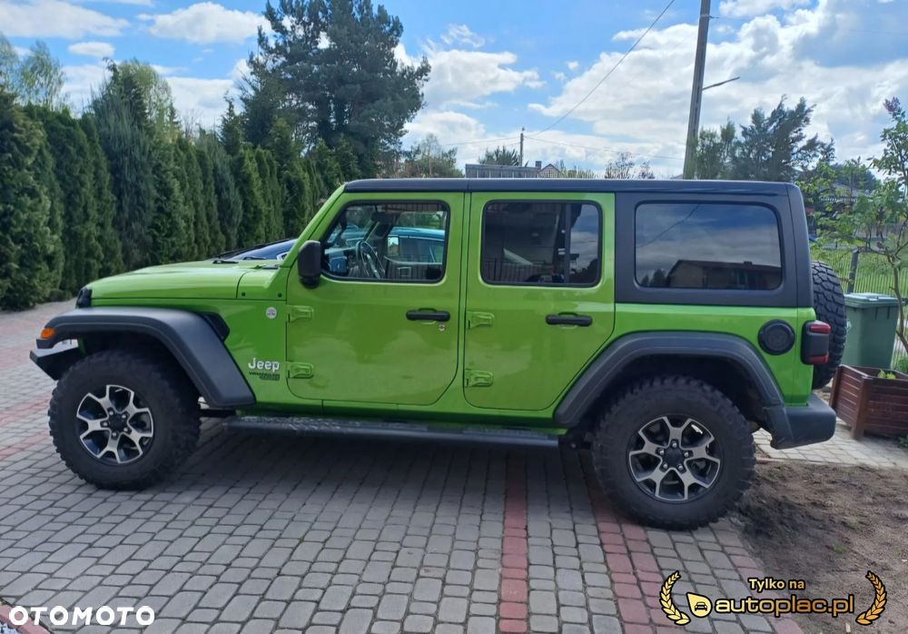 Jeep Wrangler - 2