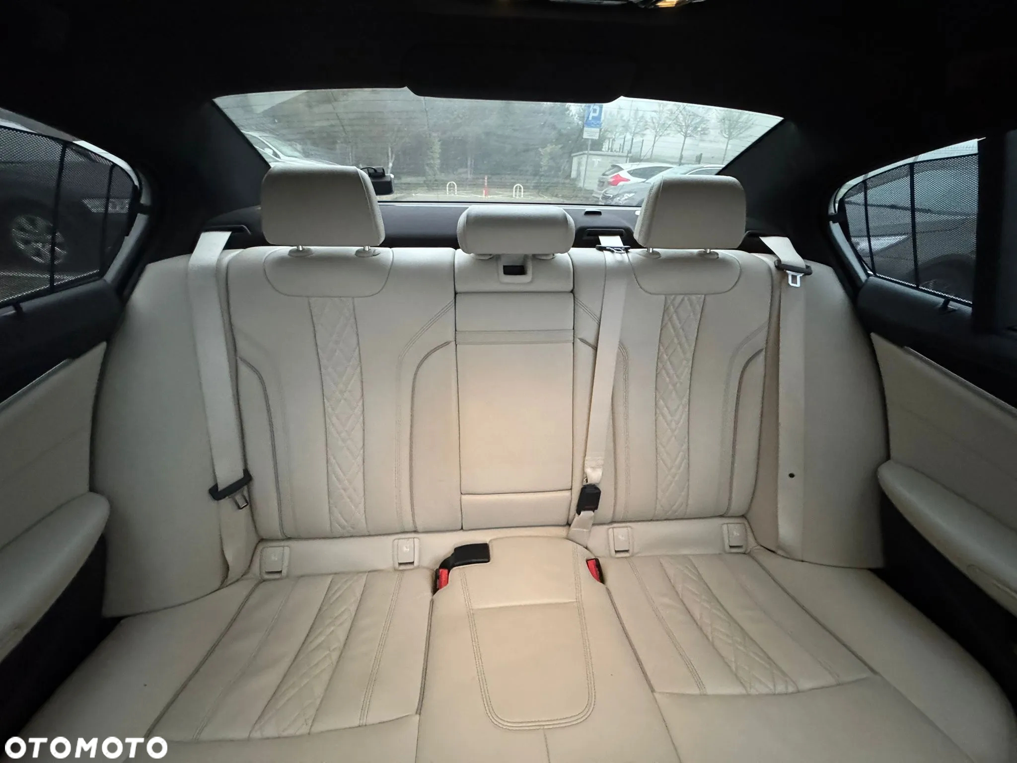 BMW Seria 5 530d xDrive Luxury Line - 32
