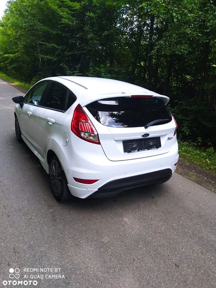 Ford Fiesta 1.5 TDCi St&St Titanium - 6