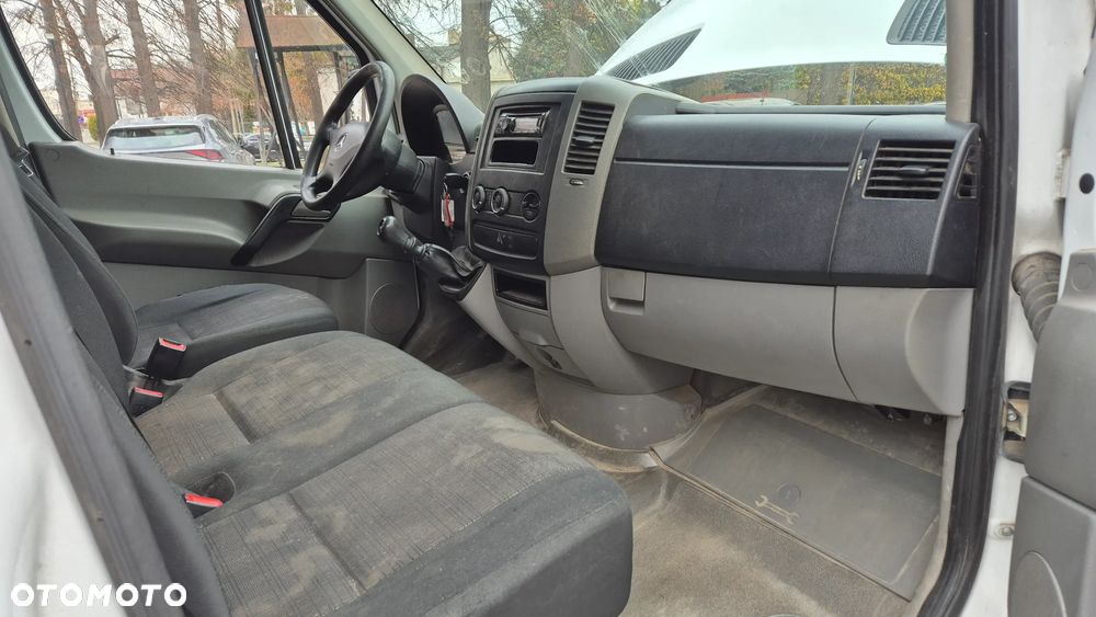 Mercedes-Benz SPRINTER - 12