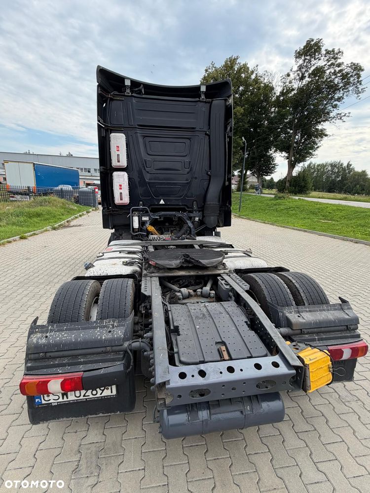 Mercedes-Benz Actros - 6