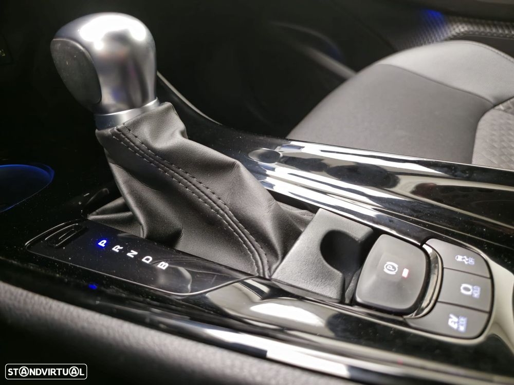 Toyota C-HR 1.8 Hybrid Square Collection - 19