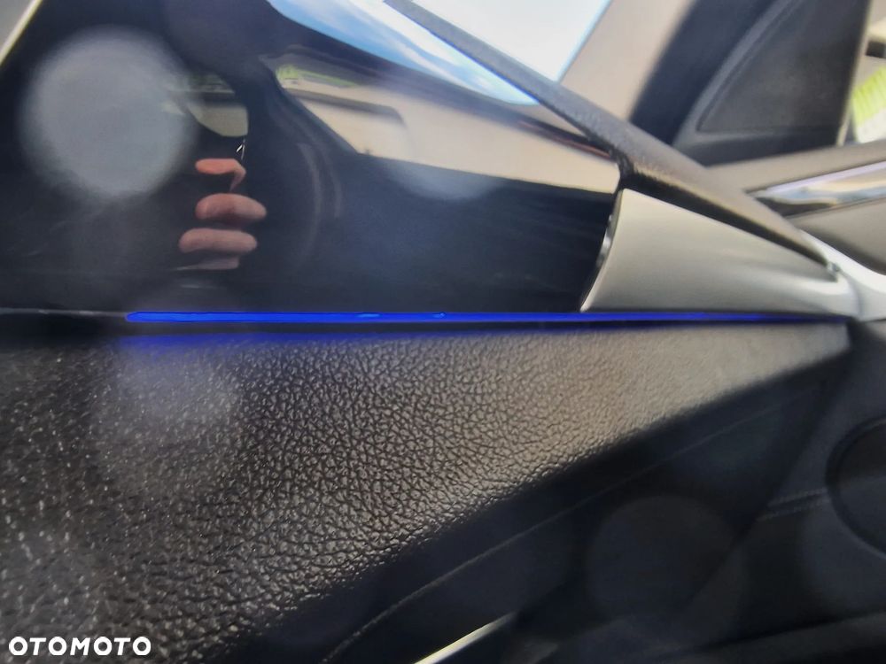 BMW X3 sDrive18d Luxury Line sport - 40