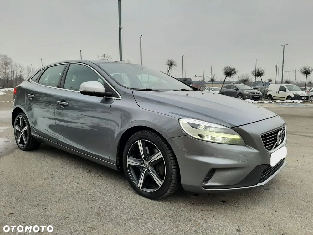 Volvo V40 D3 Geartronic RDesign - 6