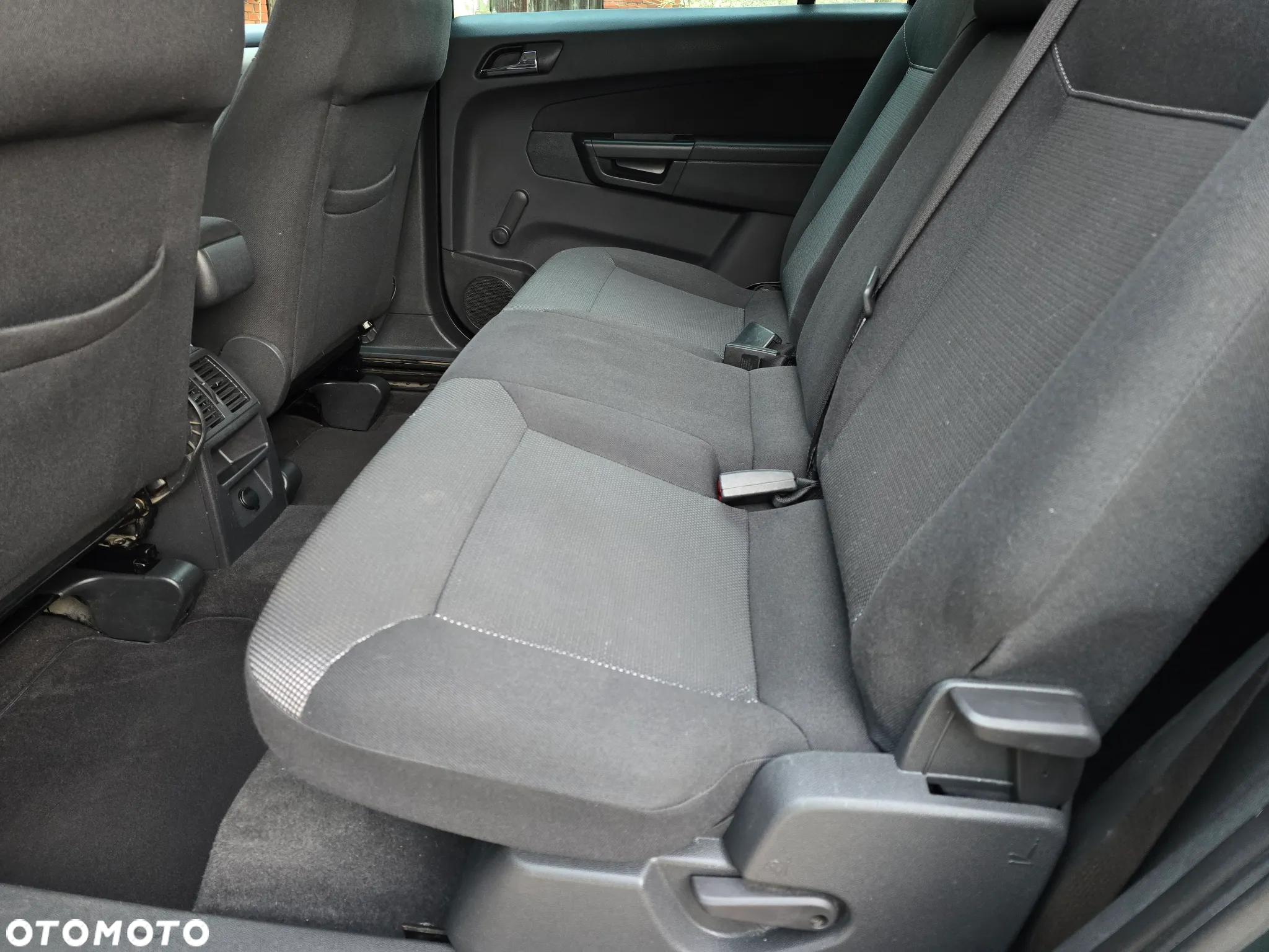 Opel Zafira 1.6 ECOFLEX Edition 111 Jahre - 23